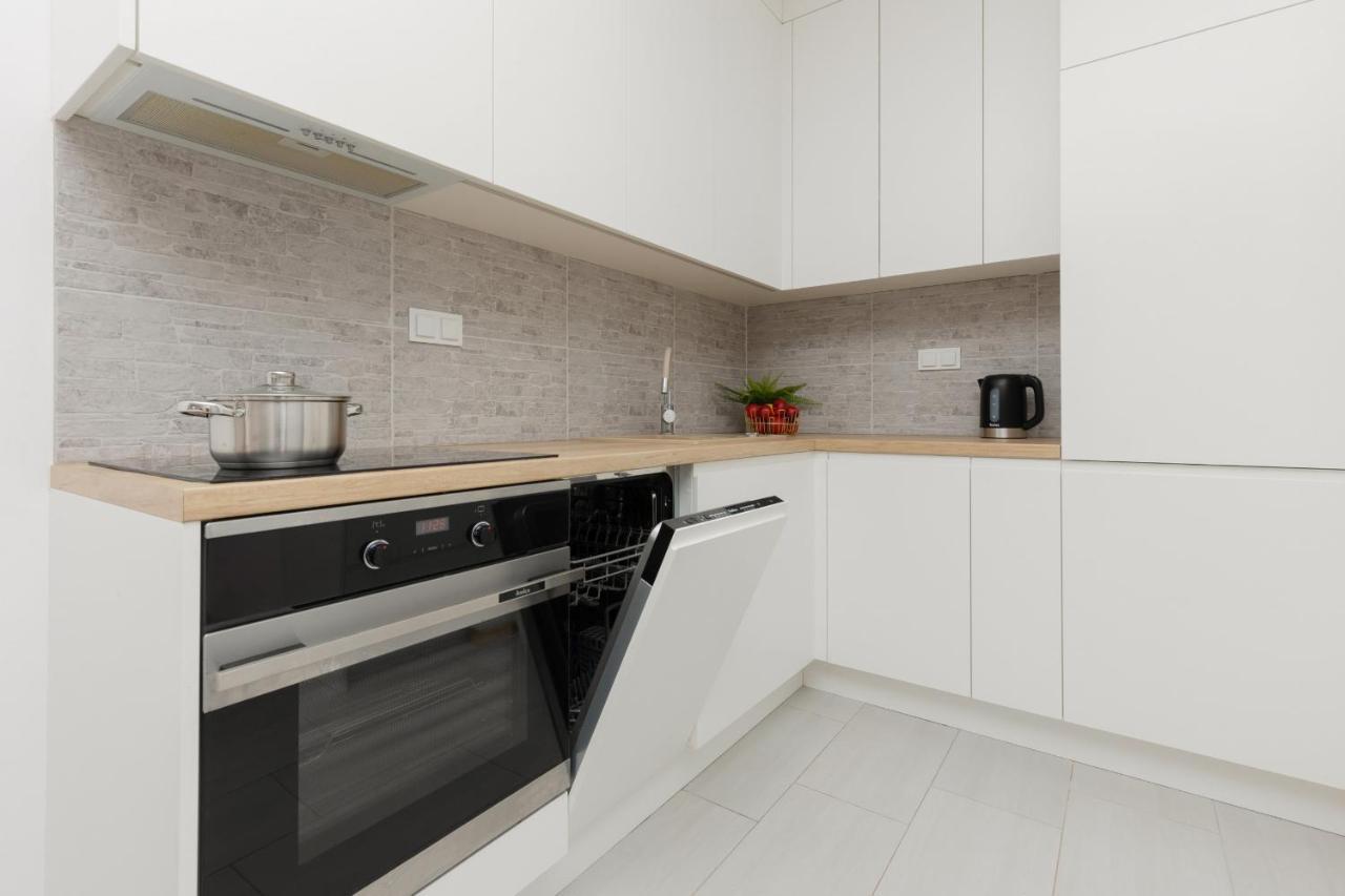 Warsaw Ulrychow Apartment With Parking By Renters Ngoại thất bức ảnh