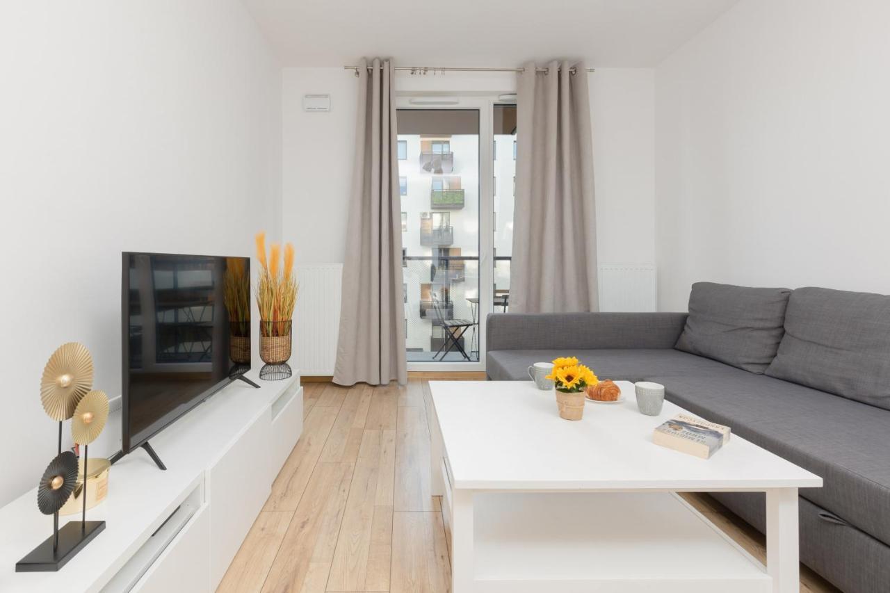 Warsaw Ulrychow Apartment With Parking By Renters Ngoại thất bức ảnh