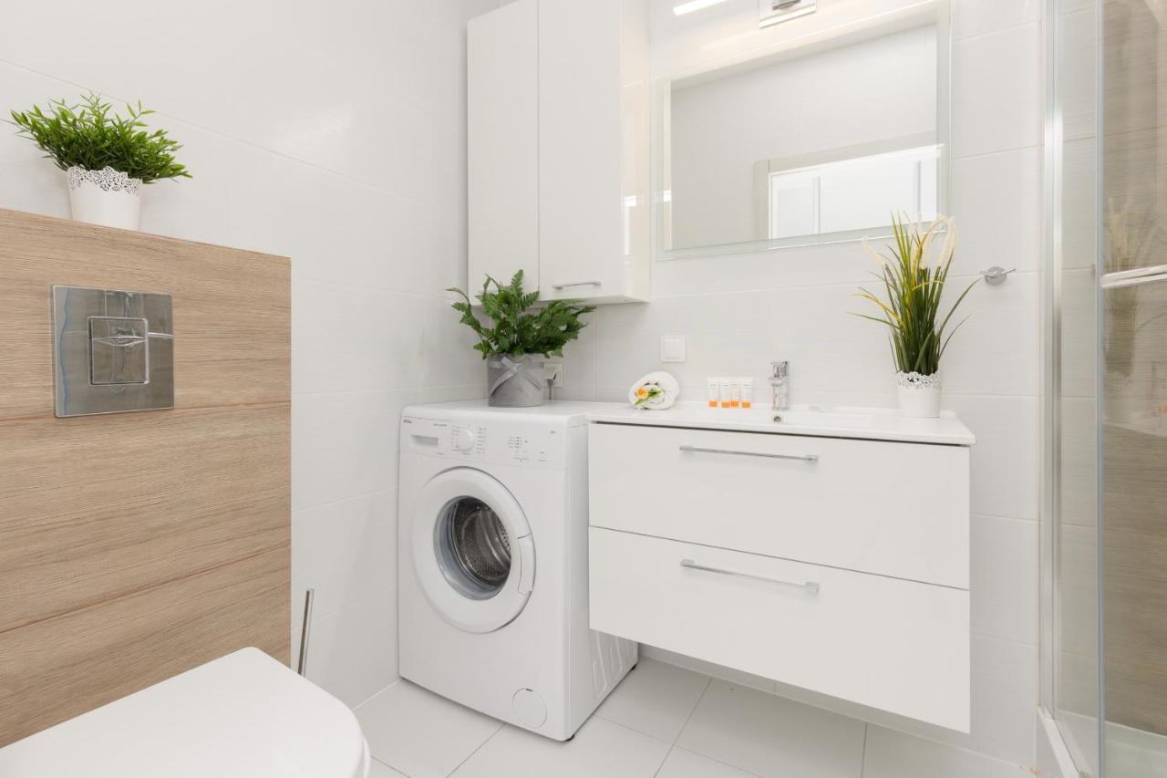 Warsaw Ulrychow Apartment With Parking By Renters Ngoại thất bức ảnh