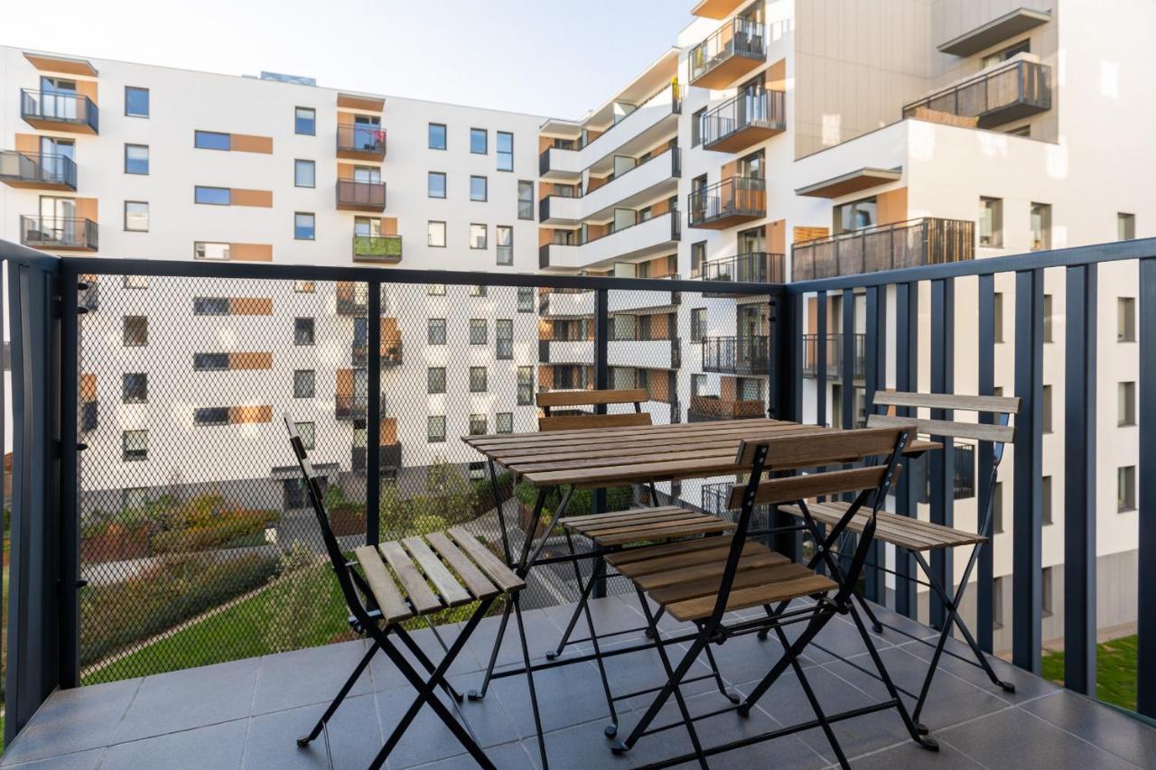 Warsaw Ulrychow Apartment With Parking By Renters Ngoại thất bức ảnh